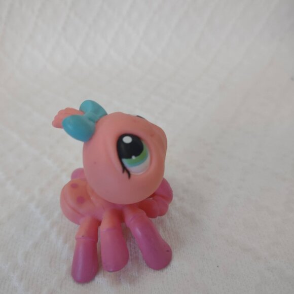 Vintage Littlest Pet Shop #426 Pink Spider G2 Blue Bow - Picture 2 of 11